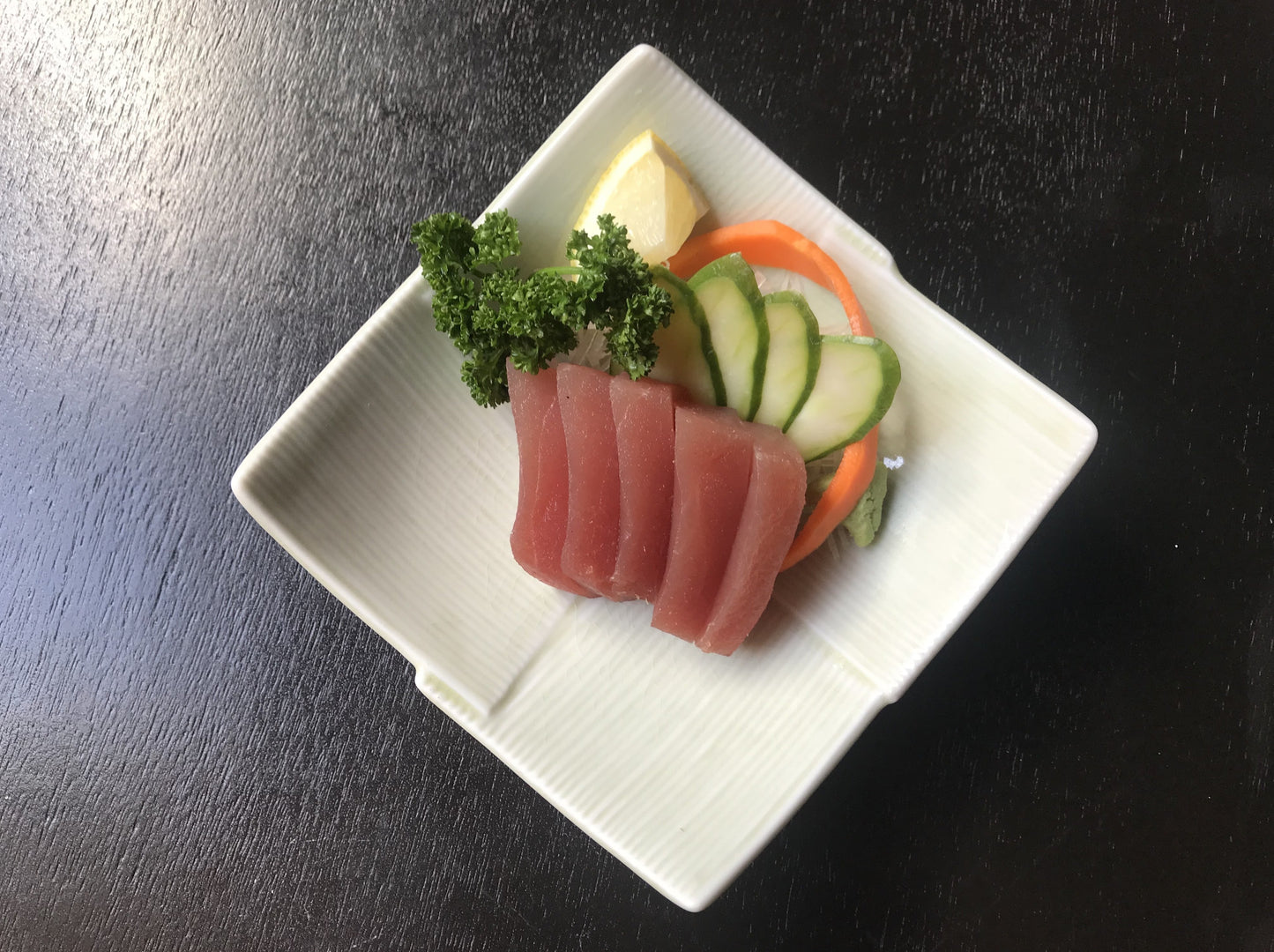 Tuna Sashimi マグロ刺身